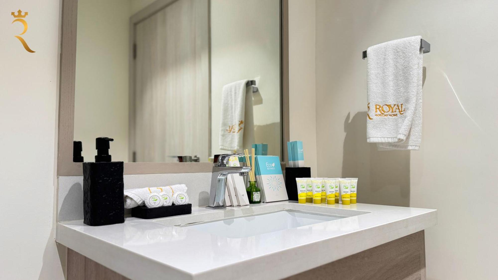 Noya Haven Stylish 4br Townhouse Retreat In Yas Island *