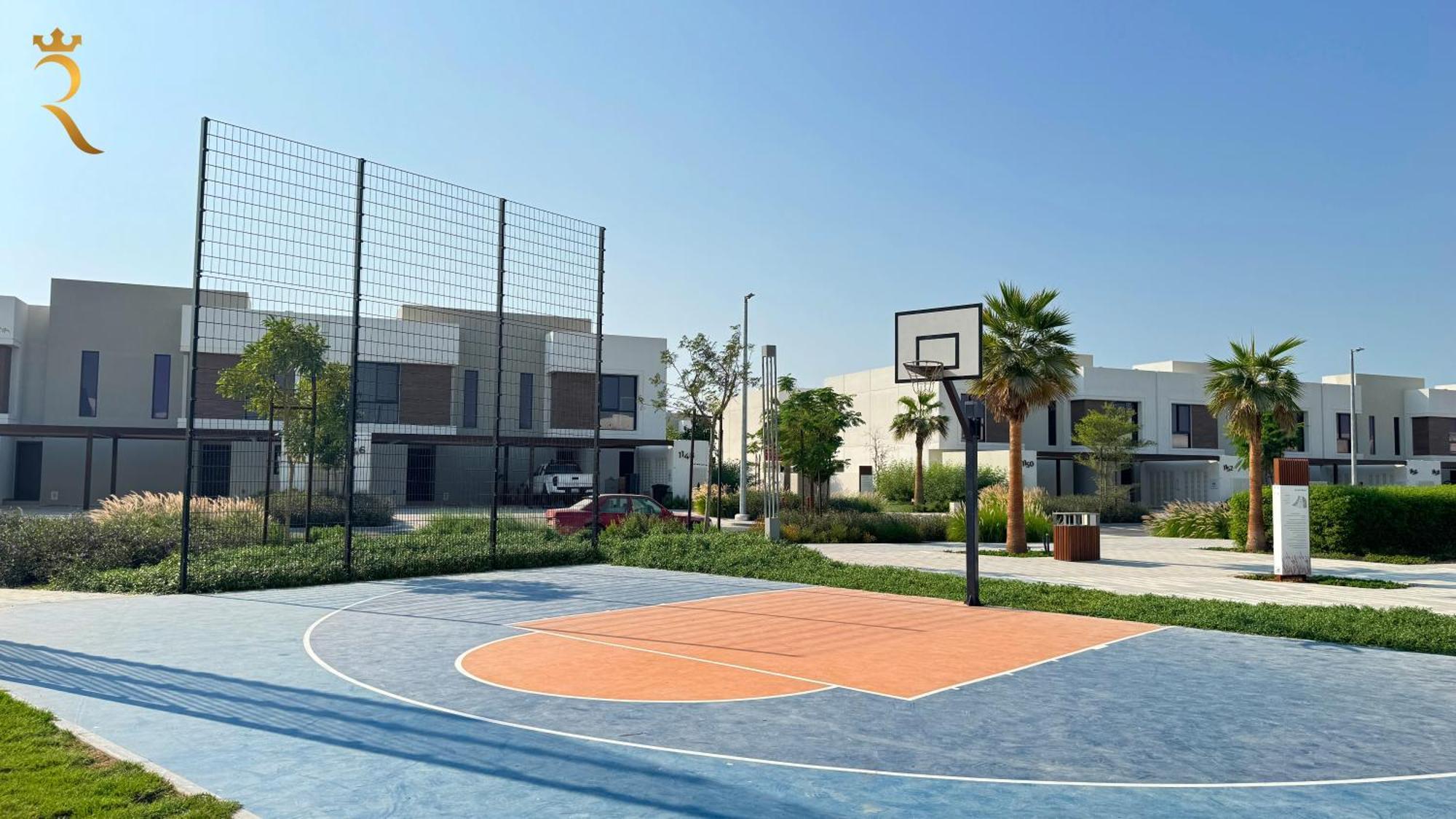 Noya Haven Stylish 4br Townhouse Retreat In Yas Island
